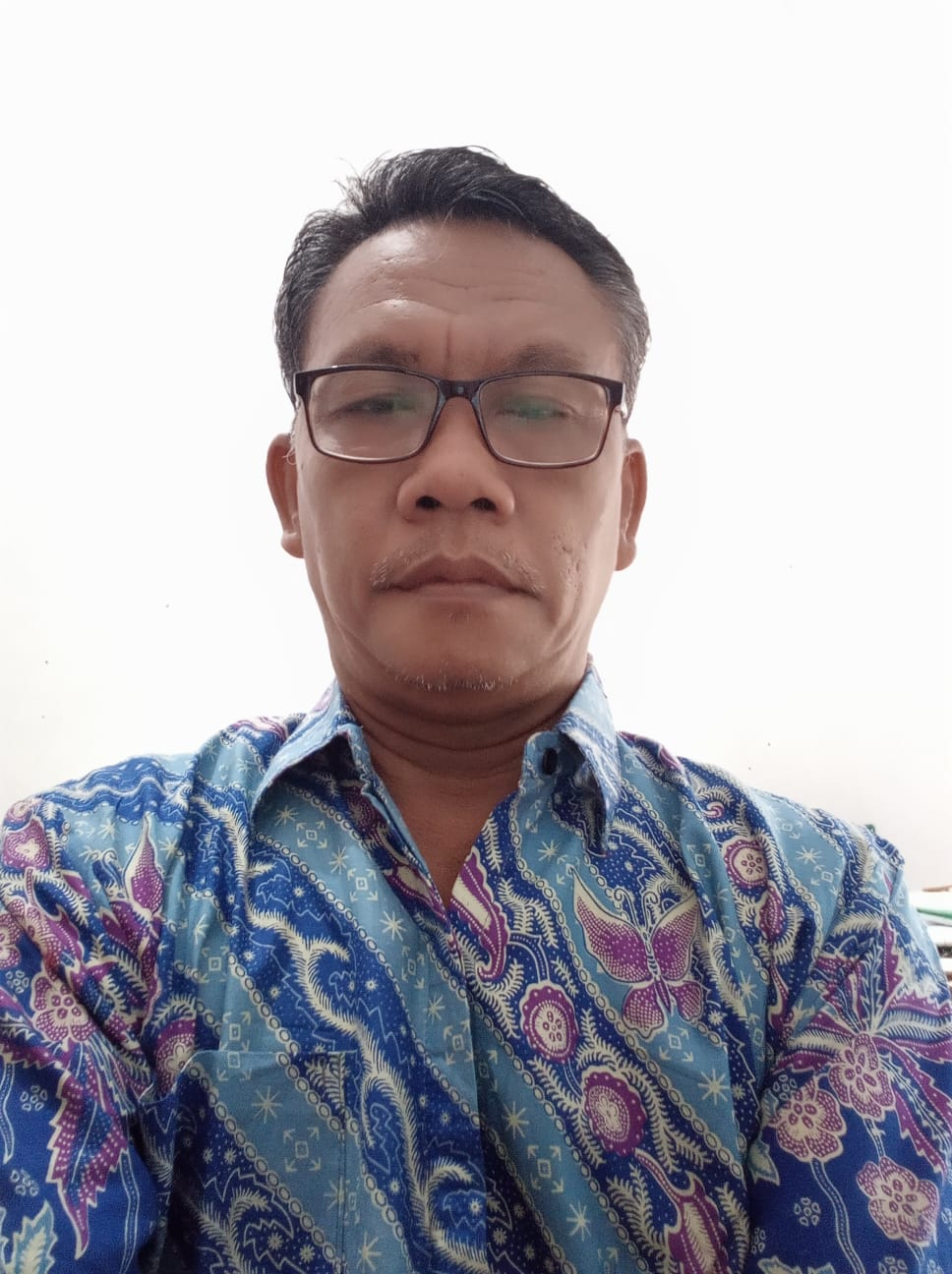 Foto Profil Sujatmiko