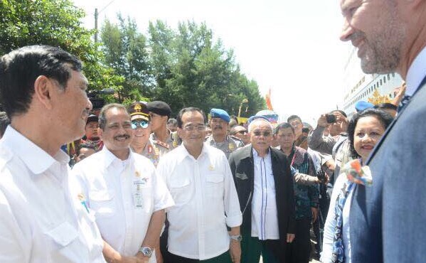 PERSIAPAN: Menko Luhut B Panjaitan, Menpar Arief Yahya, dan Menhub Budi Karya Sumadi di Bali.