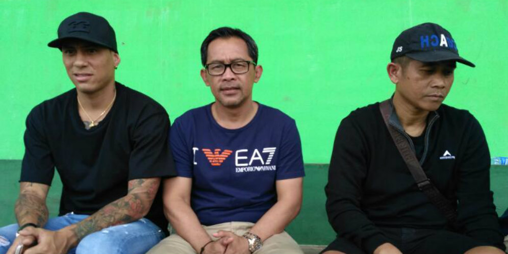 dari kiri: Juan Pablo, Aji Santoso, Joko Susilo.