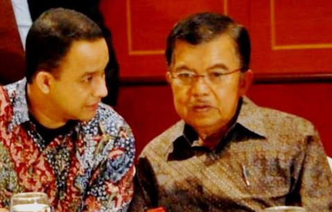 Wapres Jusuf Kalla (kanan) dan Anies Baswedan