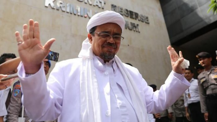 Pimpinan Front Pembela Islam Rizieq Shihab.