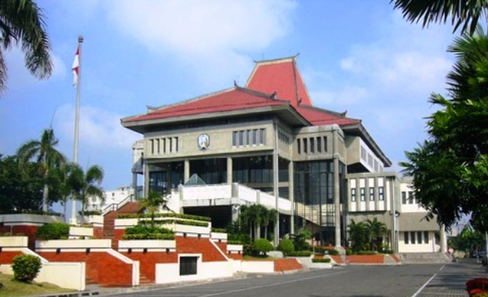 Kantor DPRD Jawa Timur di Jl. Indrapura Surabaya. (foto: dokumentasi)