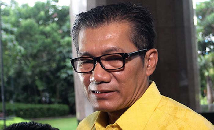 Agun Gunandjar dari Fraksi Golkar