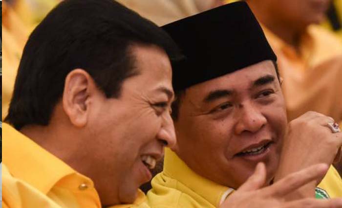 Ade Komaruddin (kanan) dan Setya Novanto. (foto:dokumentasi)