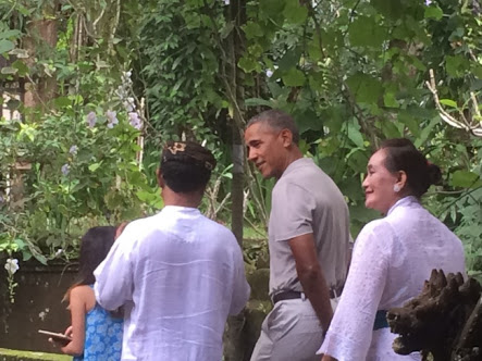 Obama saat di Agung Rai Museum of Arts, Bali.