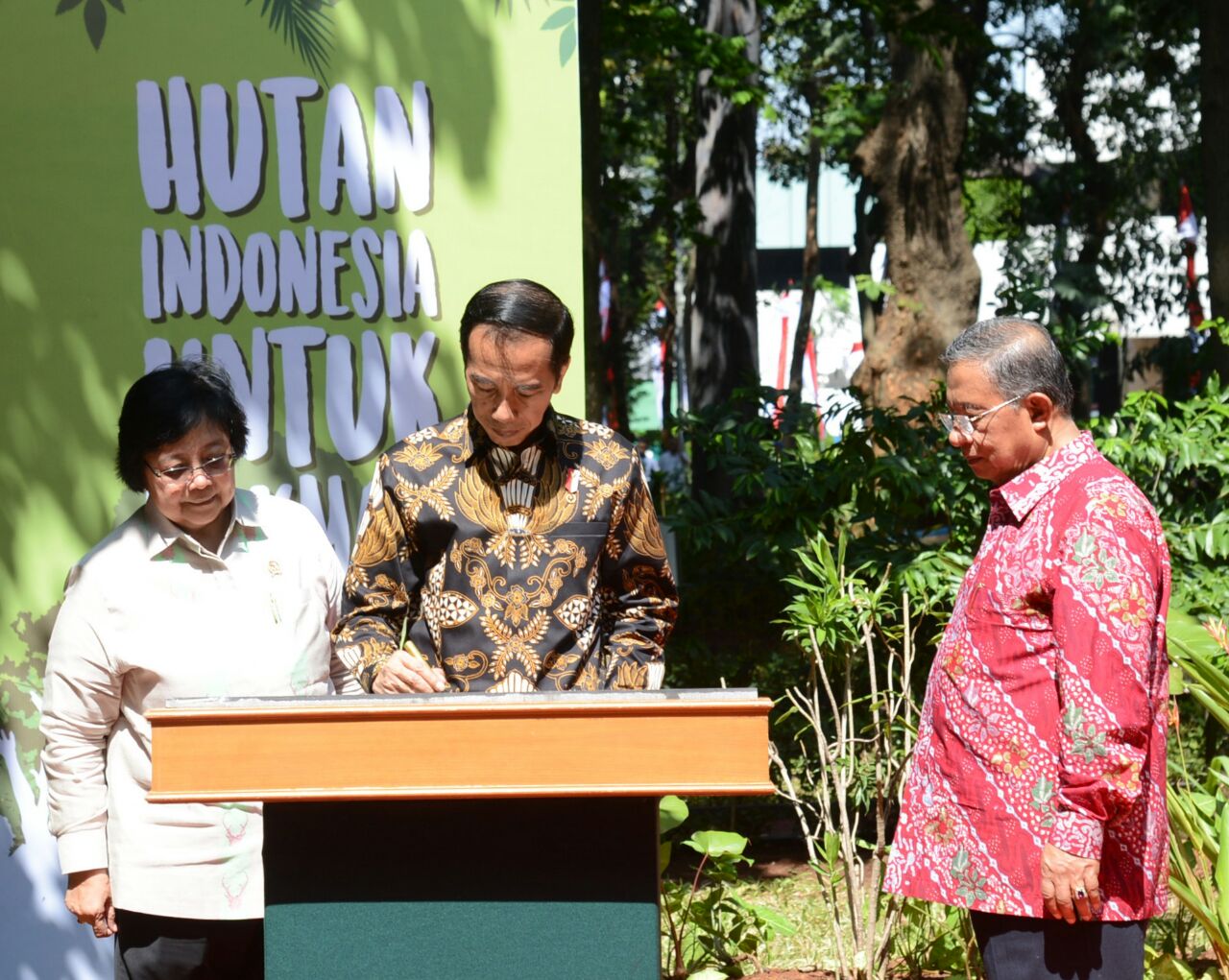 Presiden Joko Widodo menghadiri acara Peringatan Hari Lingkungan Hidup Tahun 2017 di Gedung Manggala Wana Bhakti, Jakarta, pada Rabu, (2/8). (Foto: Biro Pers/Setpres)