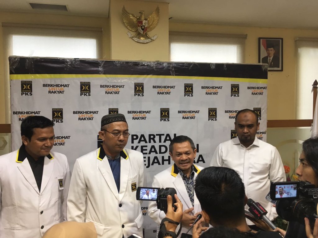  Ketua Departemen Hukum dan HAM DPP PKS Zainudin Paru di kantor DPP PKS, memberikan keterangan pers di Jalan TB Simatupang, Pasar Minggu, Jakarta Selatan, Jumat (4/8). (Foto: Istimewa)