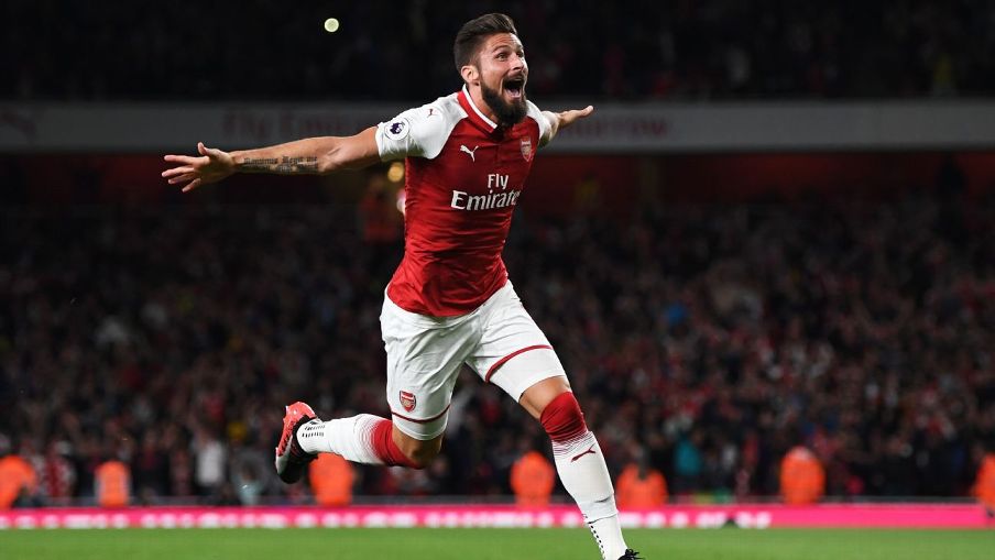 Selebrasi Olivier Giroud usai mencetak gol di menit 87 sekaligus mumupus mimpi Leicester City  di  Stadion Emirates, dini hari tadi