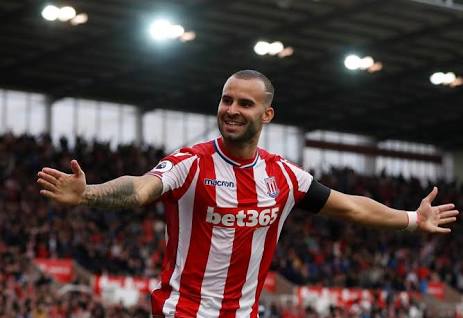 Selebrasi mantan pemain Real Madrid Jese Rodriquez yang kini berbaju Stoke City usai membobol gawang Arsenal, dini hari tadi.   