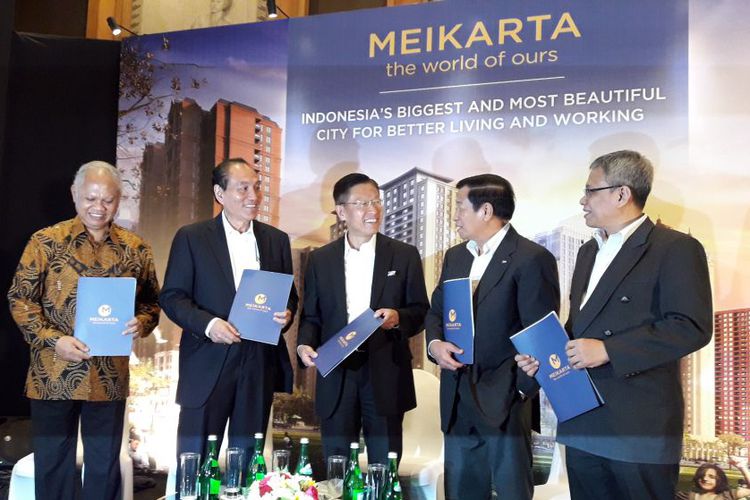 LAUNCHING: James Ryadi di tengah para tokoh saat launching Mega Proyek Kota Meikarta