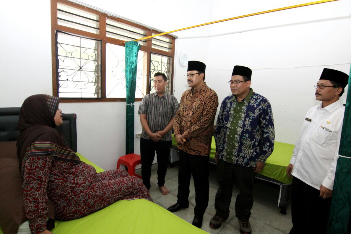 Wagub Jatim Saifullah Yusuf saat meresmikan rumah singgah, Rabu (23/8/2017).