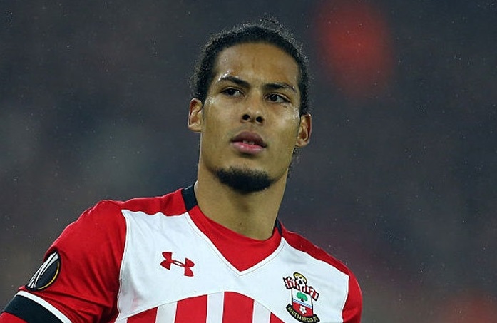 Virgil van Dijk pemain Southampton yang jadi buruan Liverpool. 