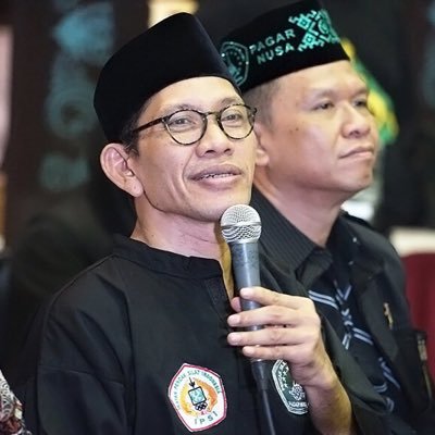 Robikin Emhas, Ketua PBNU bidang hukum.