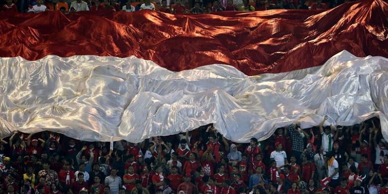 ilustrasi foto suporter timnas Indonesia. (foto: kompas.com)