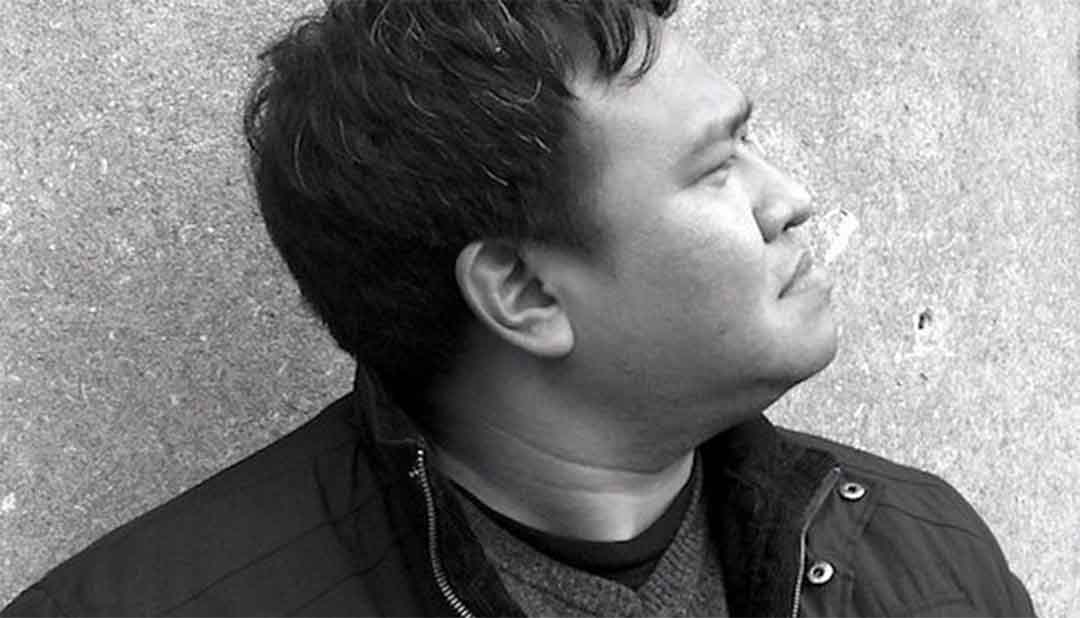 Dhandy Dwi Laksono adalah seorang jurnalis yang dikenal dengan produk-produk jurnalistik berupa buku maupun film dokumenter dengan pendekatan jurnalisme investigatif. (Foto: Istimewa)