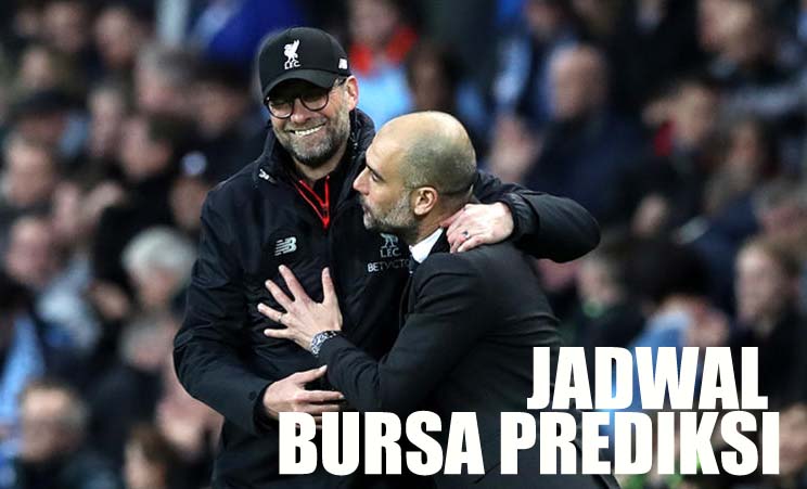 Pelatih Liverpool Jurgen Klopp saat bercanda dengan Pelatih Manchester City, Pep Guardiola. Keduanya bakal kembali bentrok, nanti malam. 