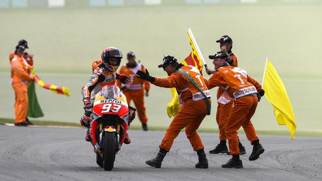 Juarai GP Misano, kini Marquez kembali ke puncak klasemen MotoGP 2017. (foto: AFP)