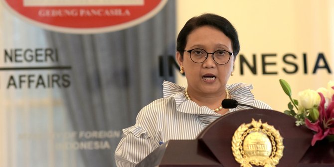 MEYAKINKAN: Menteri Luar Negeri Retno Marsudi bicara di depan Sidang Umum PBB di New York, Rabu (20/09/2017) waktu setempat. (foto:voa)