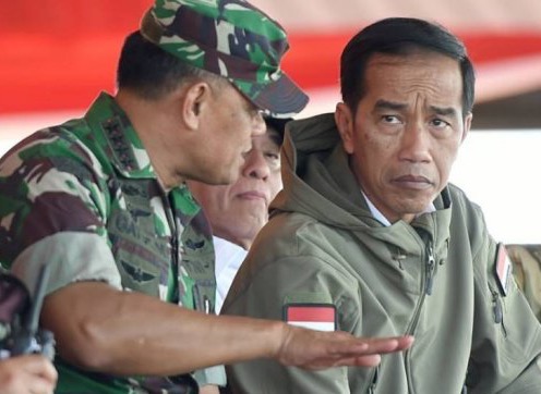 Panglima TNI bersama Presiden. (Foto:antara)