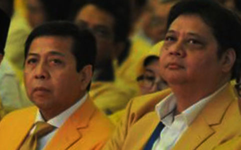 Ketua Umum Partai Golkar, Setya Novanto bersama Menteri Perindustrian Airlangga Hartanto.
