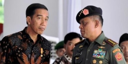 Presiden Joko Widodo dan Panglima Gatot Nurmantyo. (Foto: Suratkabar.id)