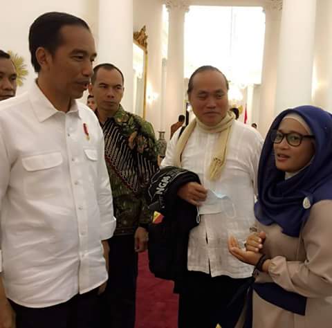 Rachmania Indhika berbincang kopi dengan Presiden. Foto: Teten Masduki