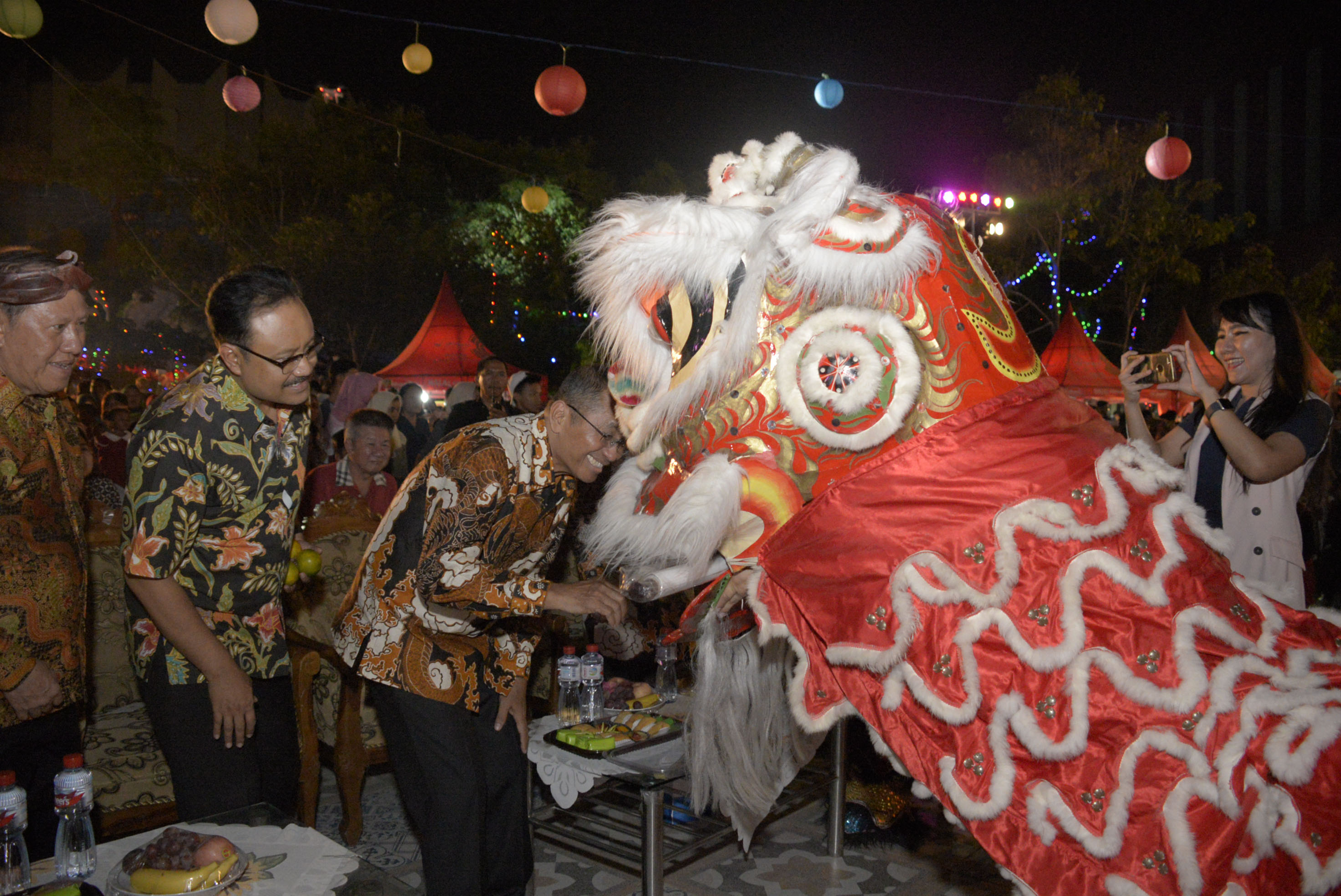 Dahlan Iskan dan Saifullah Yusuf ketika menghadiri Festival Padang Bulan, Rabu (4/10/2017)