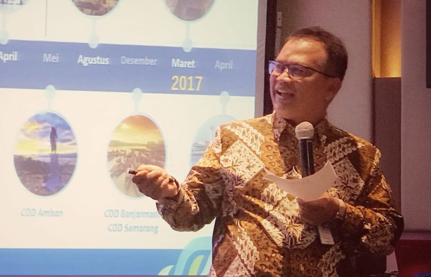 MASTERPLAN: Dirut PT Angkasa Pura I Danang S. Baskoro dalam FGD di Solo. 