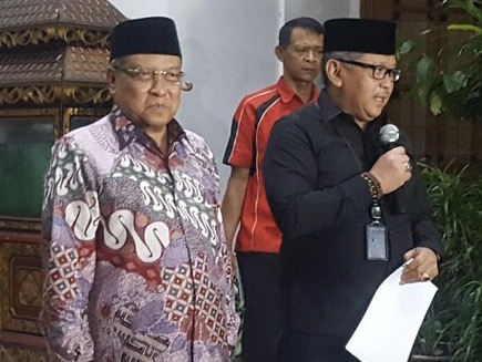 KH Said Aqil bersama Hasto Kristianto saat berada di Kediaman Megawati