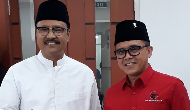 Gus Ipul dan Azwar Anas usai menerima rekomendasi dari PDI Perjuangan, Minggu, 15 Oktober 2017. (Foto: ngopibareng.id)