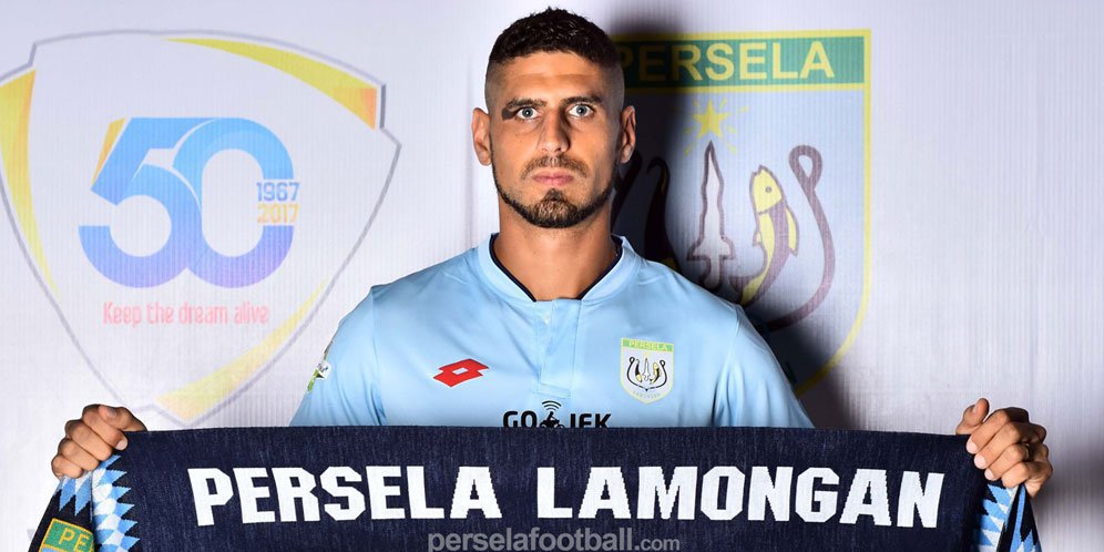 Pemain Persela asal Brasil, Ramon Rodriques menghilang setelah insiden tabrakan di lapangan dengan rekannya  Choirul Huda. 