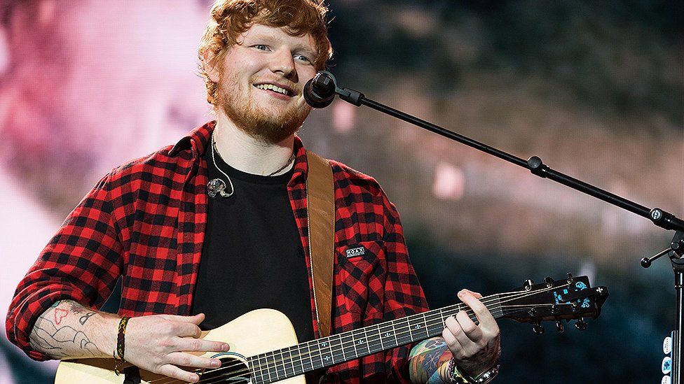 Penyanyi dan penulis lagu peraih penghargaan asal Inggris, Ed Sheeran.