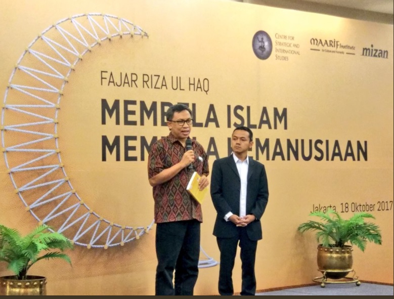 LAUNCHING: Intelektual muda Muhammadiyah Fajar Riza Ul Haq saat peluncuran bukunya di Jakarta. (foto: md-online)