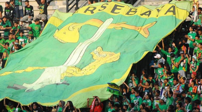 Suporter Persebaya yang dijuluki bonek menjadi salah satu faktor yang membuat Persebaya masuk dalam daftar 20 klub terpopuler di dunia versi thetoptens.com. foto:fourfourtwo.com