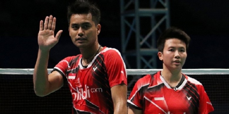 Pasangan ganda campuran Tontowi Ahmad dan Liliyana Natsir berhasil melangkah ke putaran dua turnamen bulu tangkis Prancis Open 2017.