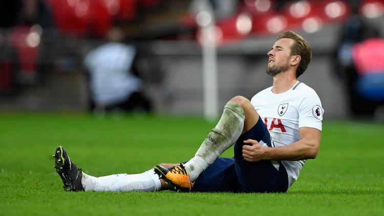 Penyerang Spurs, Harry Kane dipastikan absen saat bentrok lawan Man United, sesaat lagi. 