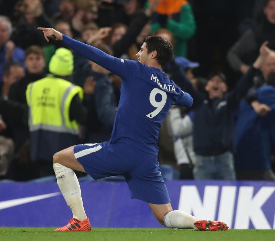 Selebrasi Morata usia membobol gawang Manchester United, dini hari tadi.  