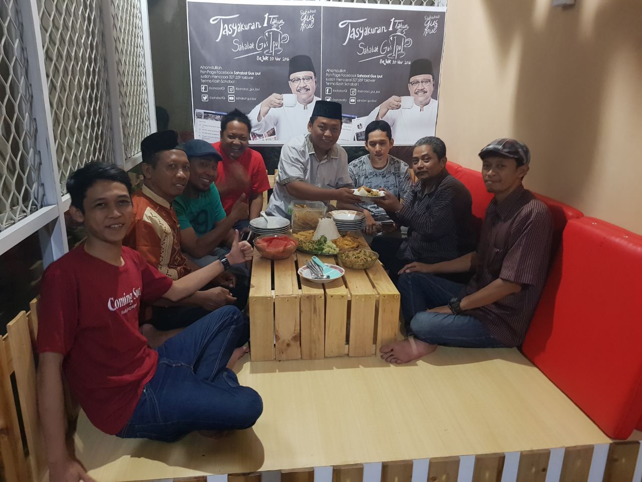 Suasana tasyakuran satu tahun Sahabat Gus Ipul, Sabtu (11/11)