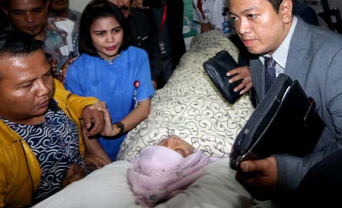 Setya Novanto dikeluarkan dari RS Medika Permata Hijau, dirujuk ke RS Cipto Mangunkusumo. (foto: tirto.id)