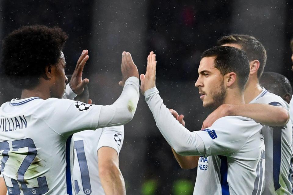 Selebrasi pemain Chelsea usai mengalahkan Qarabaq 4-0 dalam lanjutan Liga Champions, dini hari tadi.   