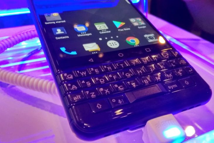 BlackBerry KEYone. (foto: ANTARA)