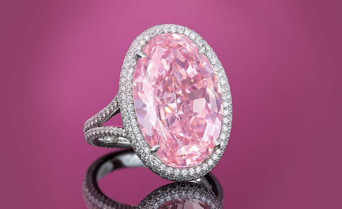 Pink Promise, Selasa 28 November kemarin terjual dengan harga  32,16 juta dolar AS  atau sekitar Rp 434,6 miliar.  (foto: national jeweler)