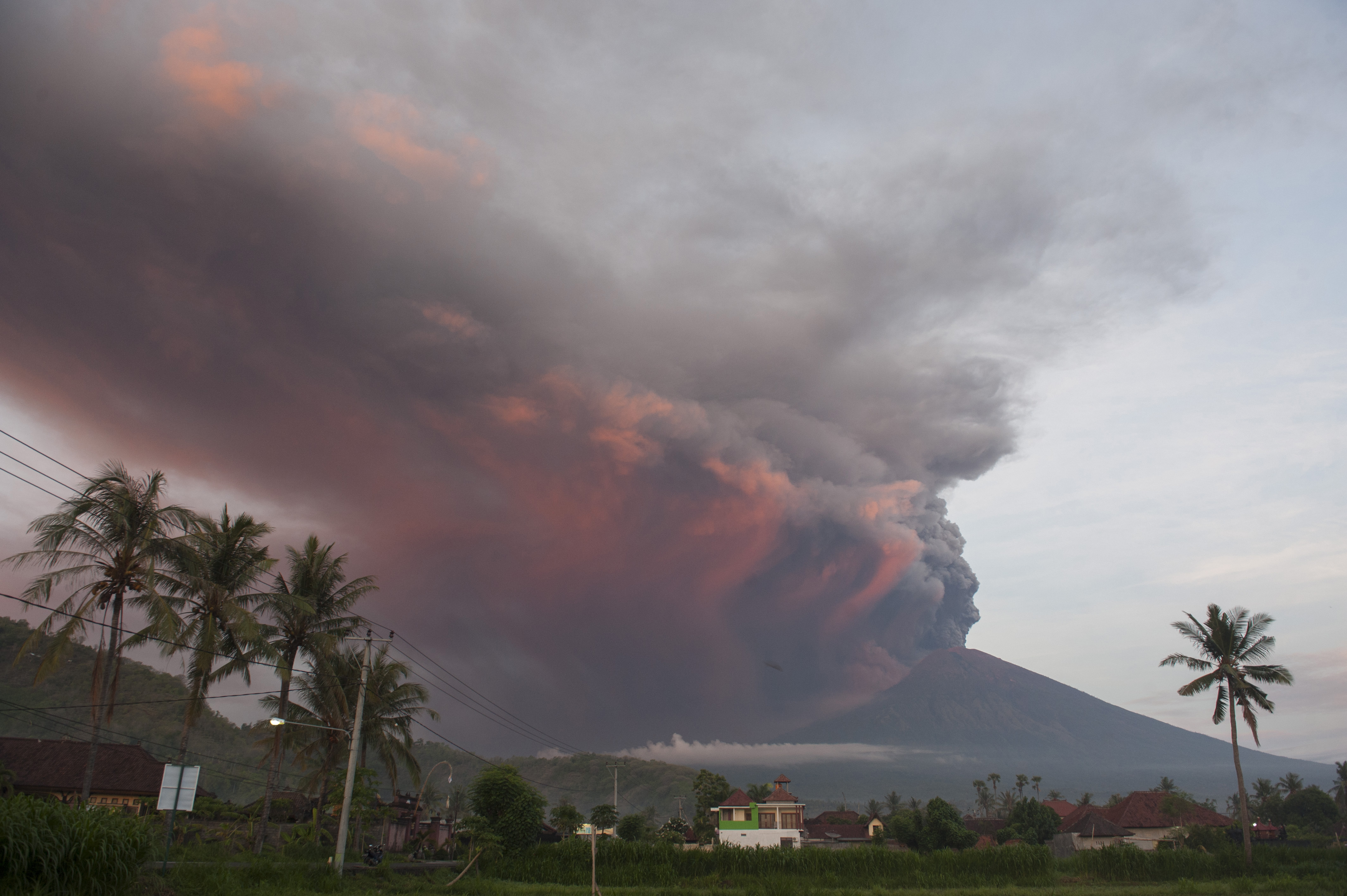 Gunung Agung, Karangasem, Bali. (Foto: Antara)