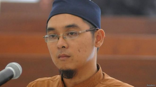 Bahrun Naim saat menjalani persidangan 2010 lalu. (Foto: Dokumentasi)