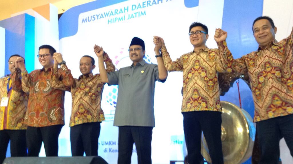 Wagub Jatim Saifullah Yusuf (Gus Ipul) ketika membuka Musda HIPMI, Selasa (12/12). Foto : Ngopibareng.id