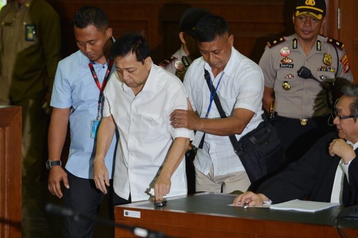 Setya Novanto saat persidangan di Pengadilan Tindak Pidana Korupsi (Tipikor), Jalan Bungur Besar Raya, Kemayoran, Jakarta Pusat, Rabu, 13 Desember 2017. (Foto: Antara)