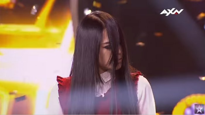 Marie Antoinette Riana Graharani, alias  The Sacred Riana menangkan Asia's Got Talent 2017. (Foto: Youtube)