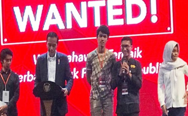 Presiden Joko Widodo (Jokowi) saat menjadi pembicara kunci dalam acara Entrepreneurs Wanted! (EW!) di Gedung Sasana Budaya Ganesha Institut Teknologi Bandung (ITB), Bandung, Senin, 18 Desember 2017. (Foto: Antara)