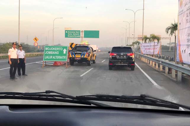 Jalan Tol Surabaya-Mojokerto. Foto : Ngopibareng