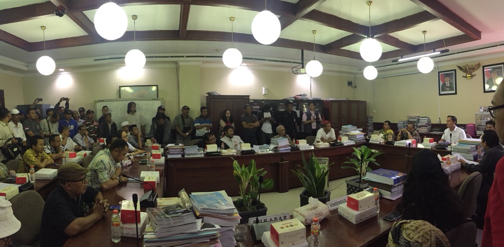 Rapat dengar Komisi C DPRD Surabaya dengan DKS dan BMS, Rabu, 20 Desember 2017. (Foto: farid)